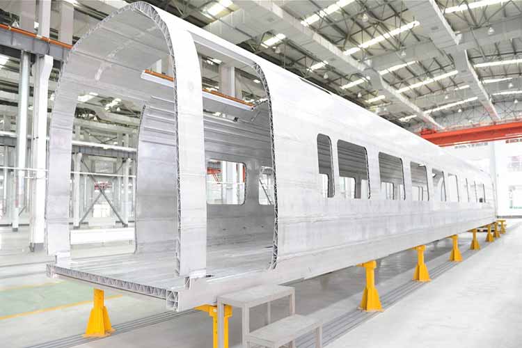 پروفیل در صنعت خودرو چه کاربردی دارد و چرا قیمت آن برای خودروساز مهم است؟